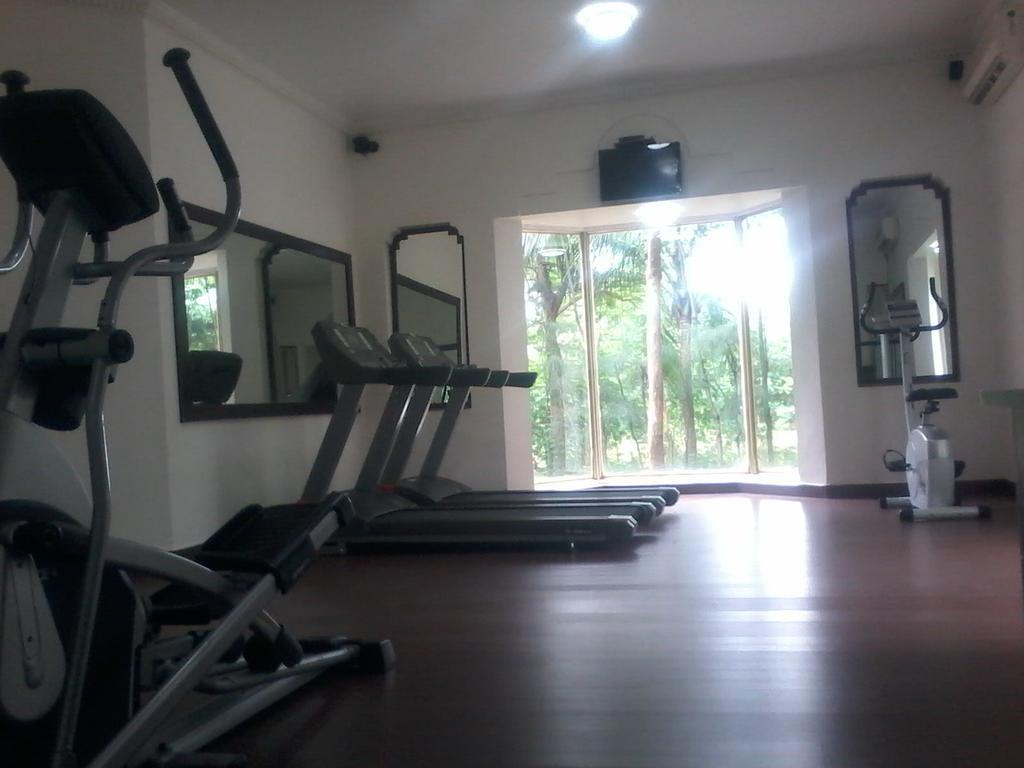 Pleasant Days Resort Chembarambakkam Lake Exterior foto
