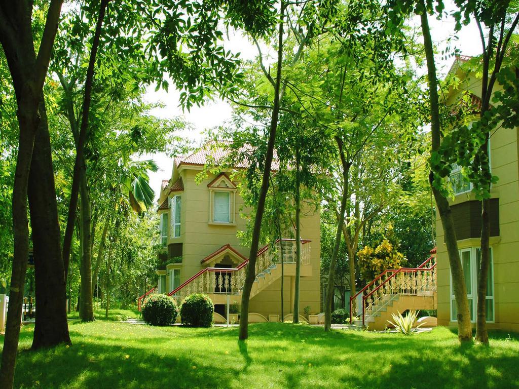Pleasant Days Resort Chembarambakkam Lake Exterior foto